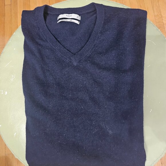 Navy Merino wool V-neck sweater - Picture 1 of 1